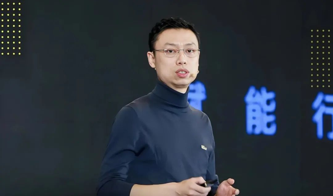 024年中国AI发展历程与竞争格局深度解析"